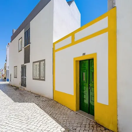 Tiny Historic Quarter By Promenade Pier * Portimão