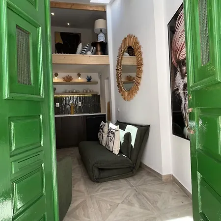 Tiny Historic Quarter By Promenade Pier Сasa de vacaciones